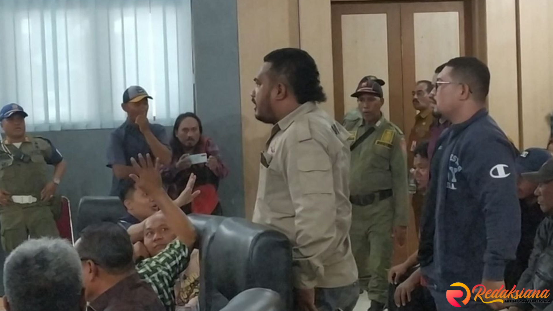 5 Pria Terlibat Pungli di Pasar Mardika Ambon Ditangkap Polisi