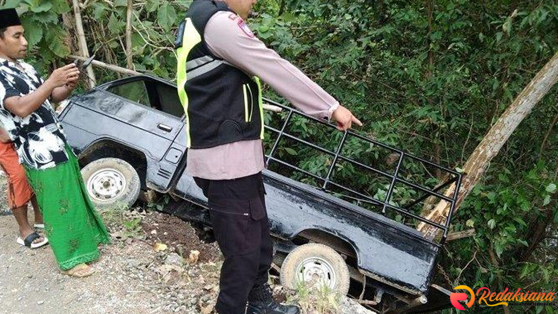 Pikap Takziah di Sampang Kecelakaan, Penumpang Masuk Jurang