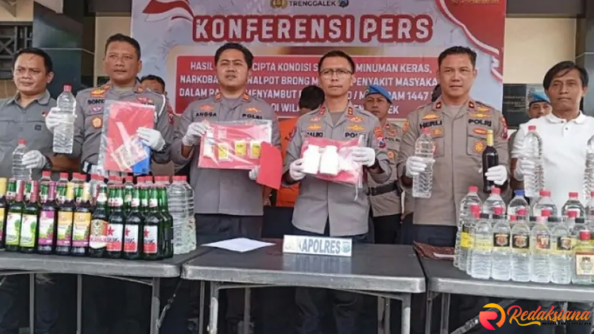 Trenggalek Siaga Malam 1 Suro, Polres Sita Ratusan Botol Miras