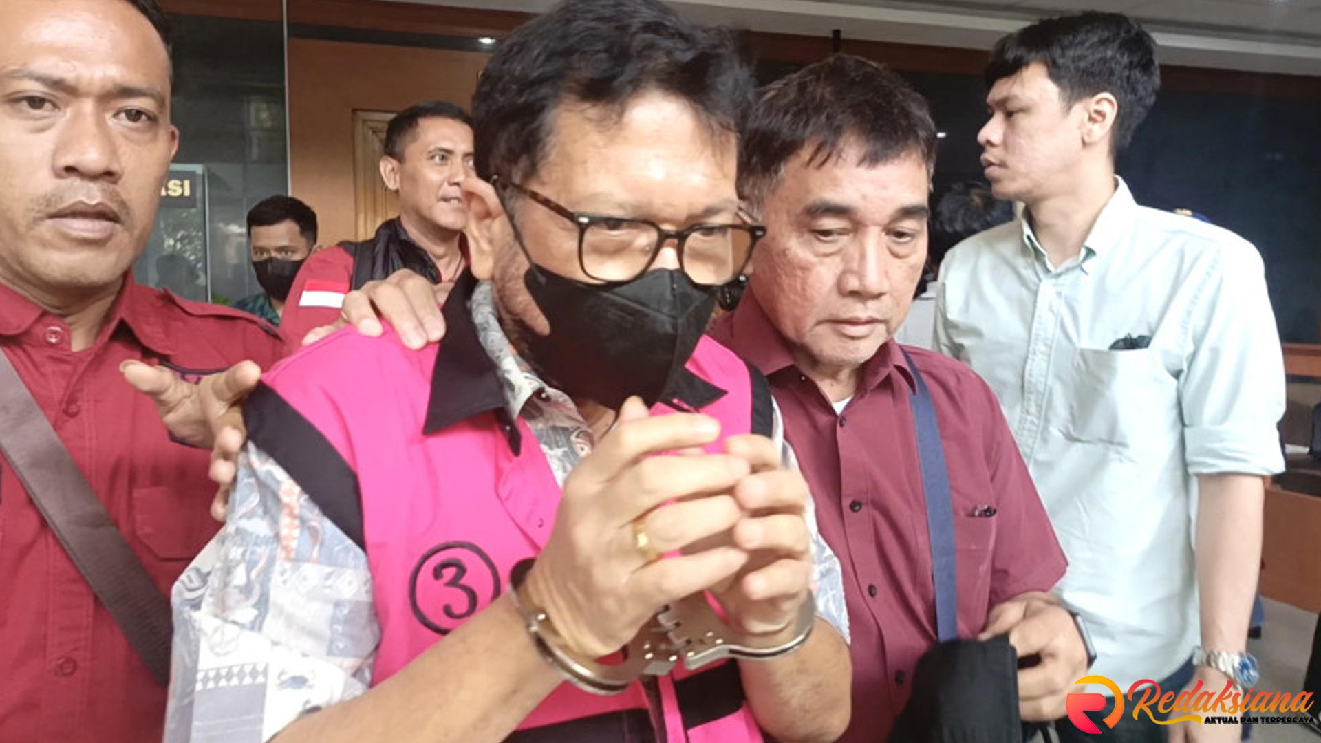 Zarof Ricar Tersangka Lagi, Uang Rp 920 M Jadi Sorotan Kasus