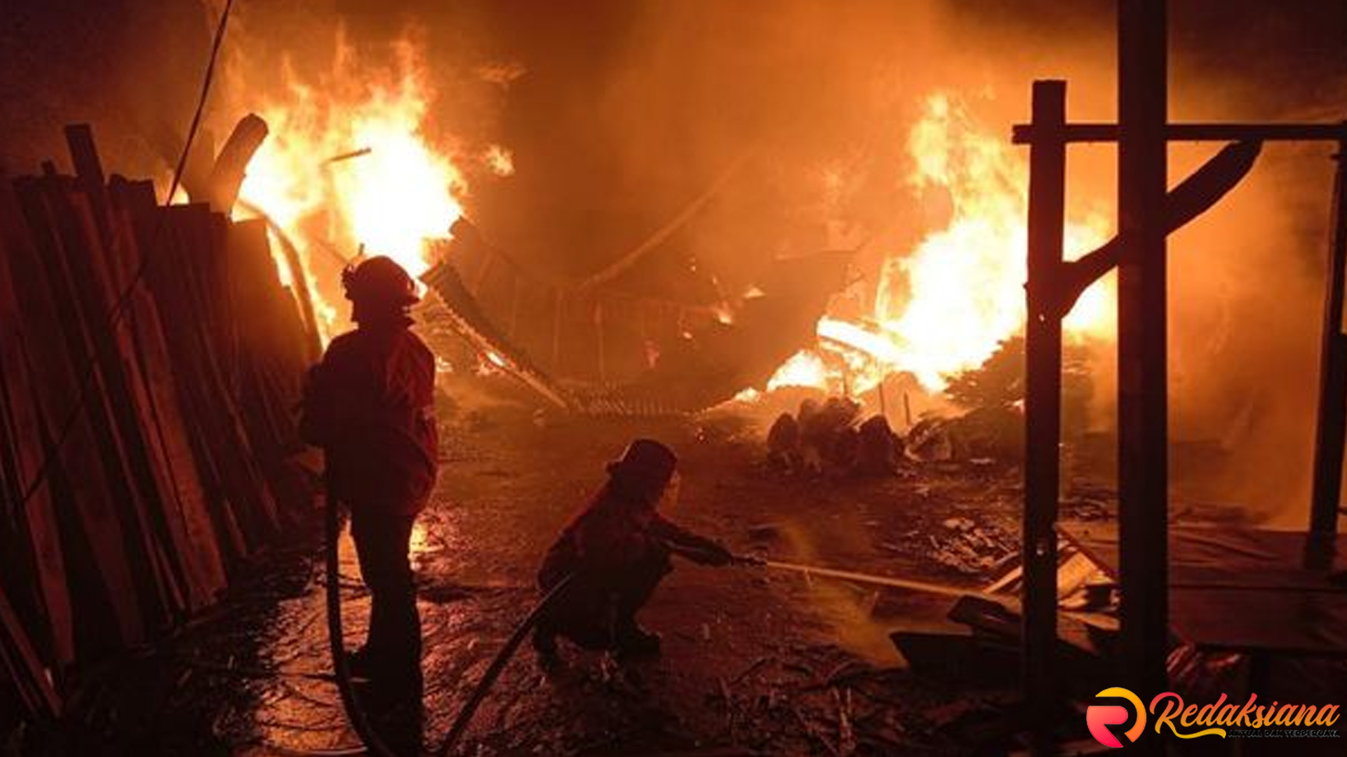 Heboh Kerugian Rp 300 Juta Akibat Kebakaran Gudang Mebel
