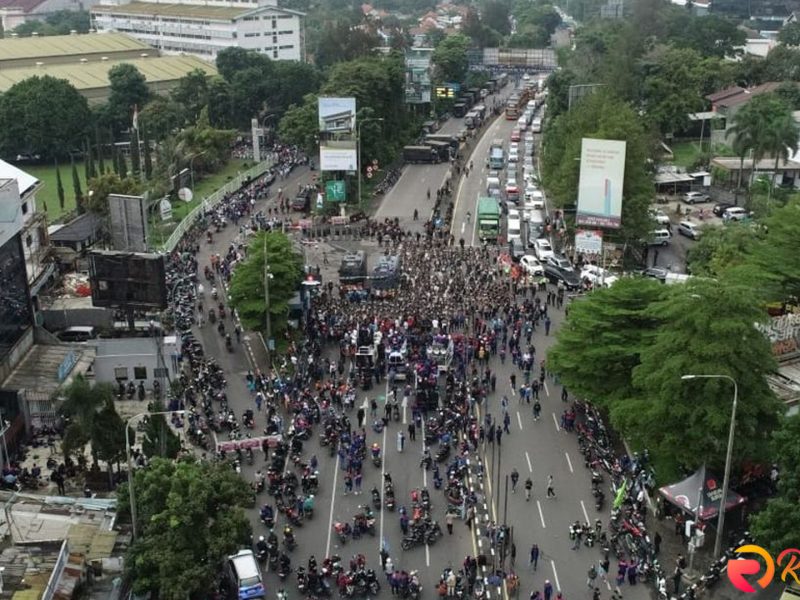 Aksi Ribuan Buruh 28 Agustus, DPR & Kantor Gubernur Jadi Fokus