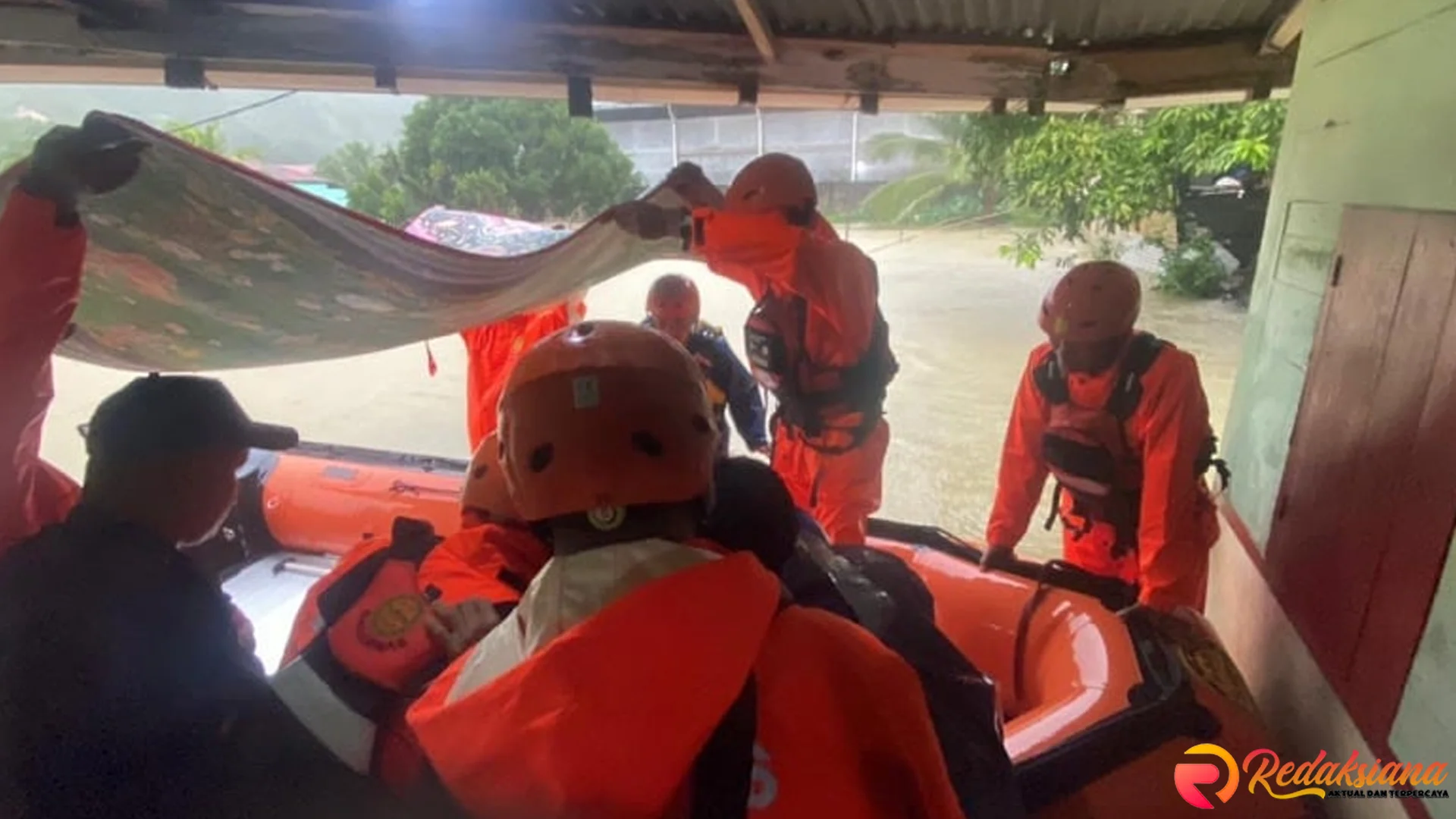 Tim SAR Tangani Tragedi Banjir Longsor di 3 Desa Sibolga-Tapteng
