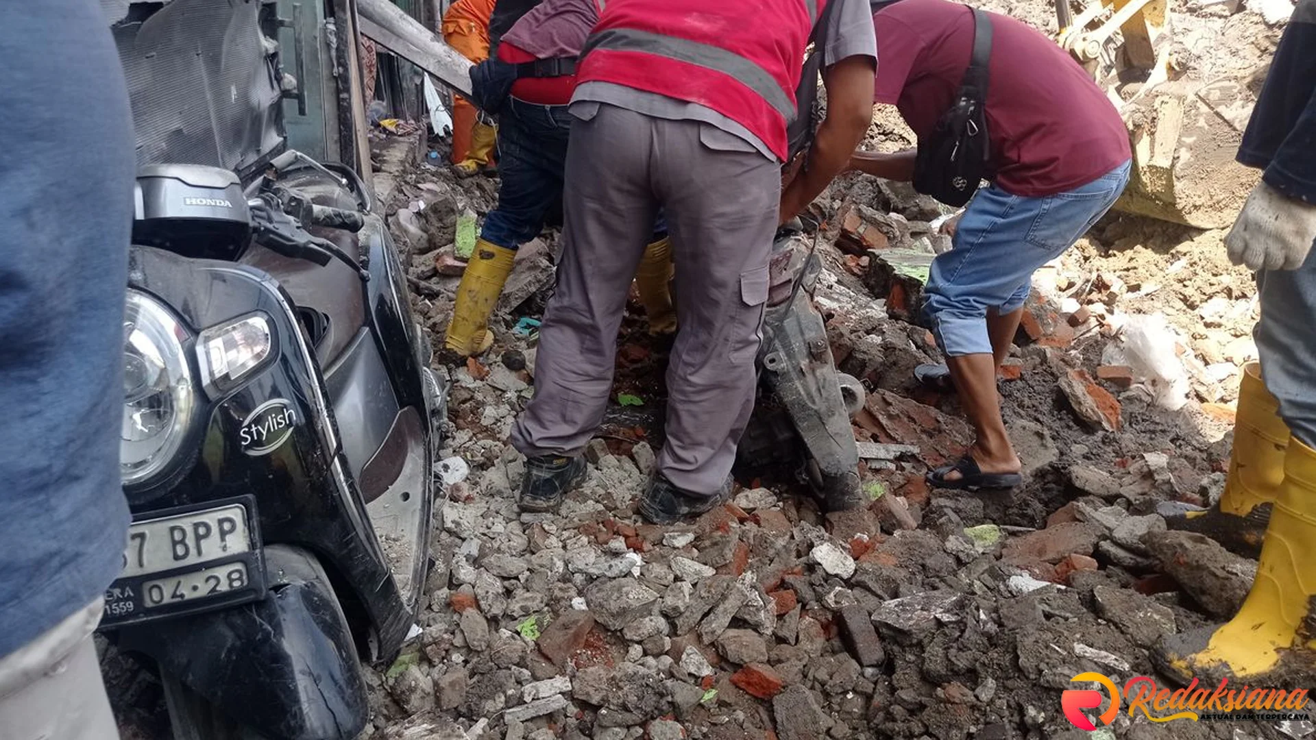 5 Aksi Cepat Tanggap Setelah Tembok SMPN 130 Rontok di Palmerah